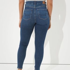 AE Next Level Curvy High Waisted Jegging. Size 14